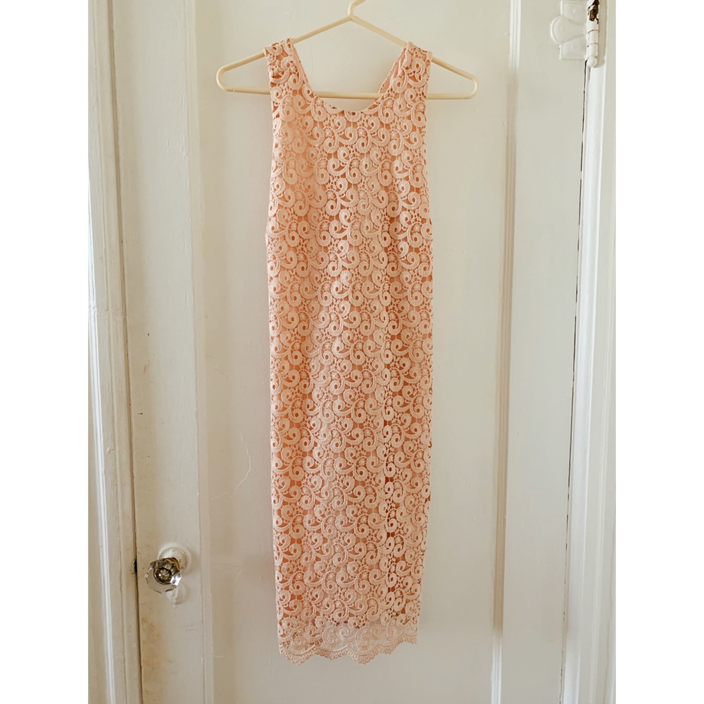 Unique - Massimo Dutti lace dress
